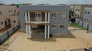5bdrm Condo in Enjoyy Estates, Accra Metropolitan for sale