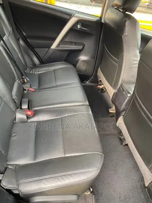 Toyota RAV4 XLE 4dr SUV AWD (2.5L 4cyl 6A) 2018 Black