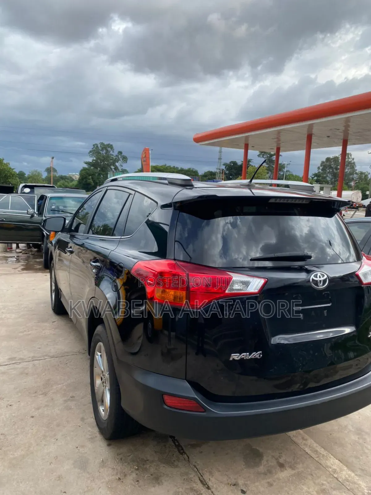Toyota RAV4 XLE 4dr SUV AWD (2.5L 4cyl 6A) 2018 Black
