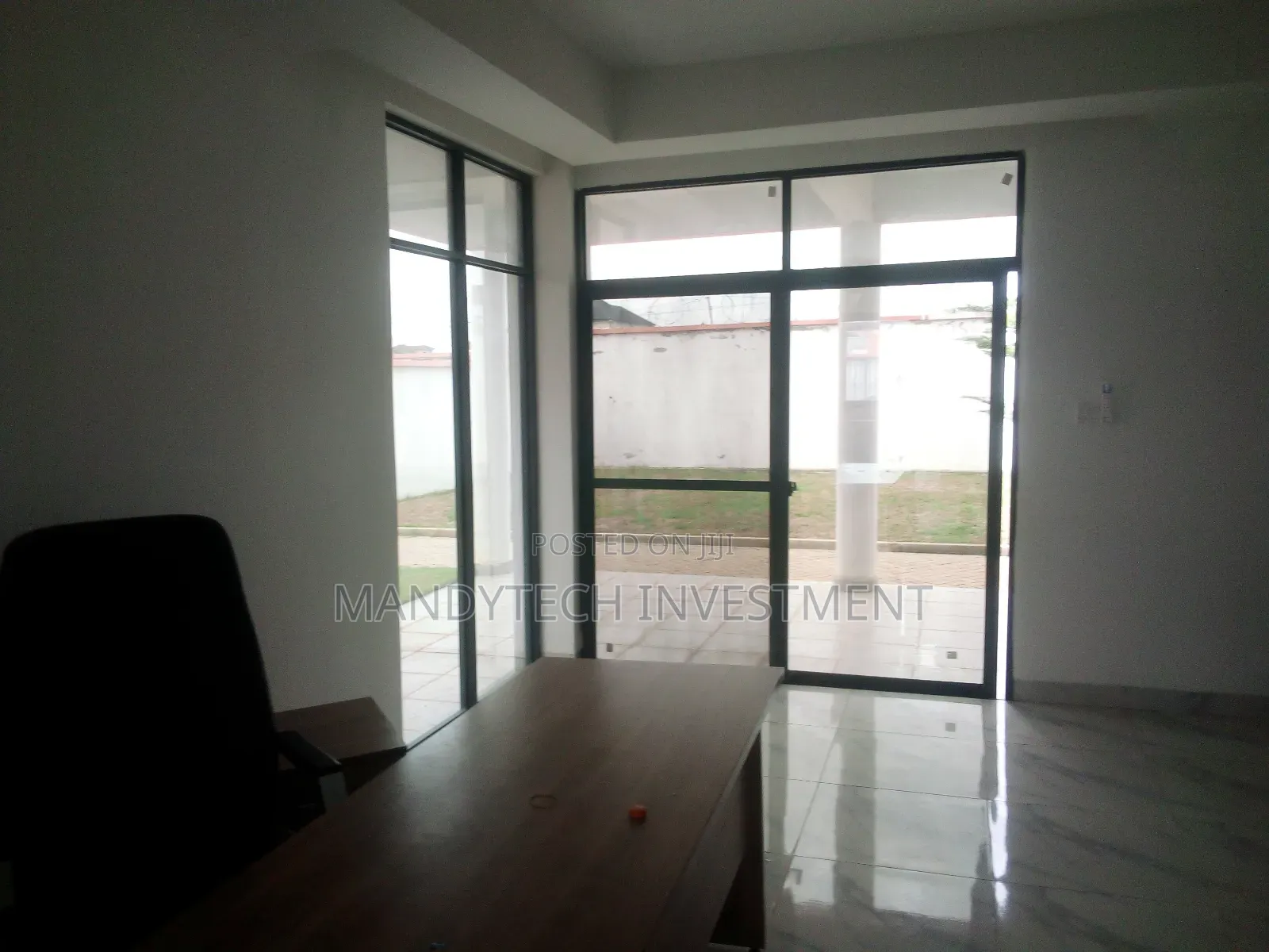4bdrm Mansion in School Junction for sale