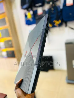 Laptop HP Omen 17-An188nr 16GB Intel Core I7 HDD+SSD 1.5T