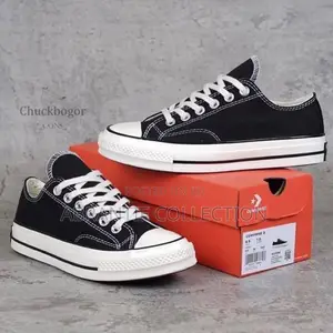 Classy Unisex Converse Sneaker Black/White