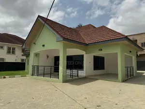 3bdrm House in East Legon for rent
