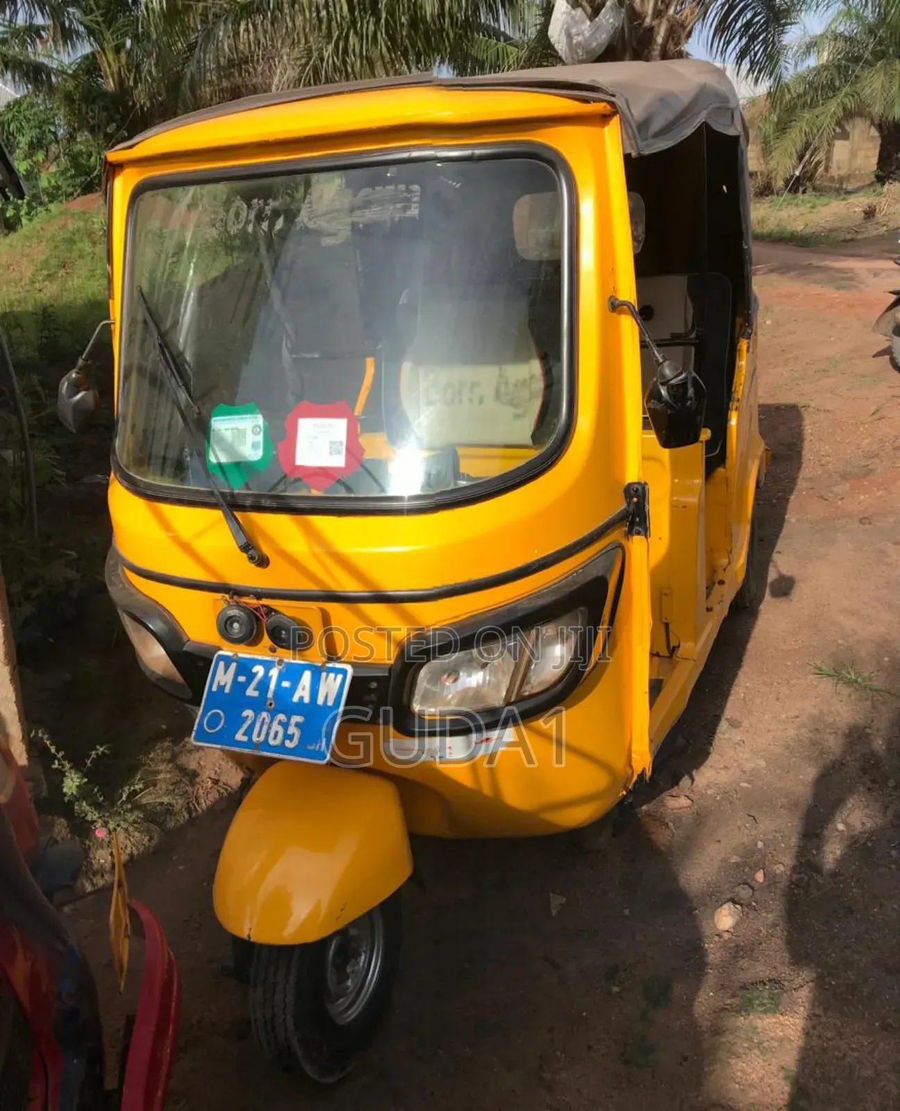 TVS Apache 180 RTR 2021 Yellow