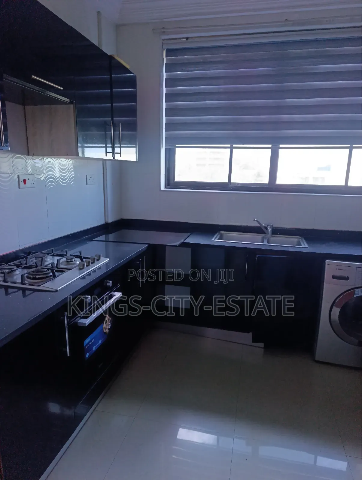 3bdrm Apartment in Main-Street, Dzorwulu for rent
