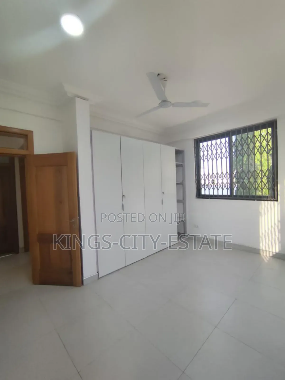 3bdrm Apartment in Main-Street, Dzorwulu for rent