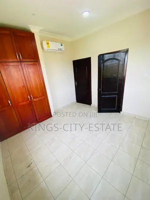 3bdrm Apartment in Main-Street, Dzorwulu for rent