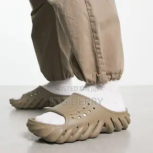 Crocs Echo Slides