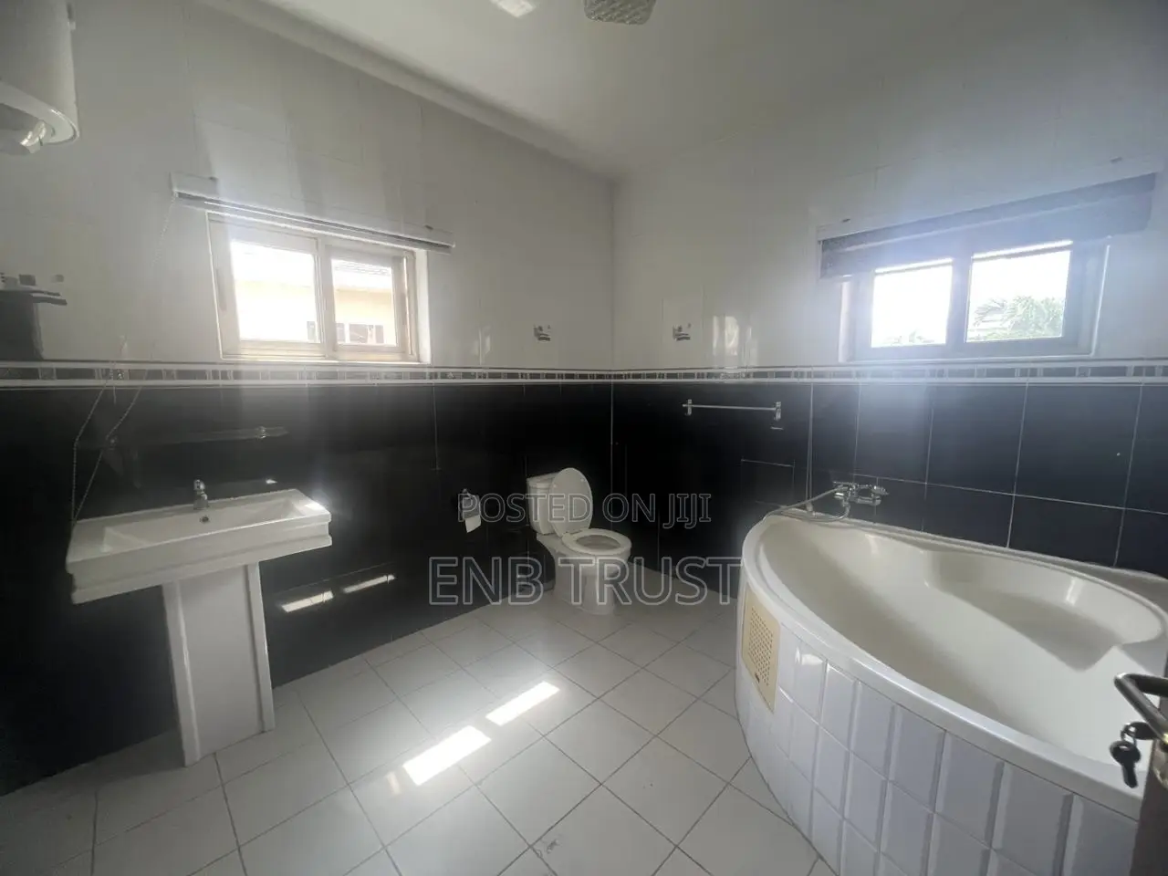 4bdrm House in Cantonments, US Embassy Area for sale