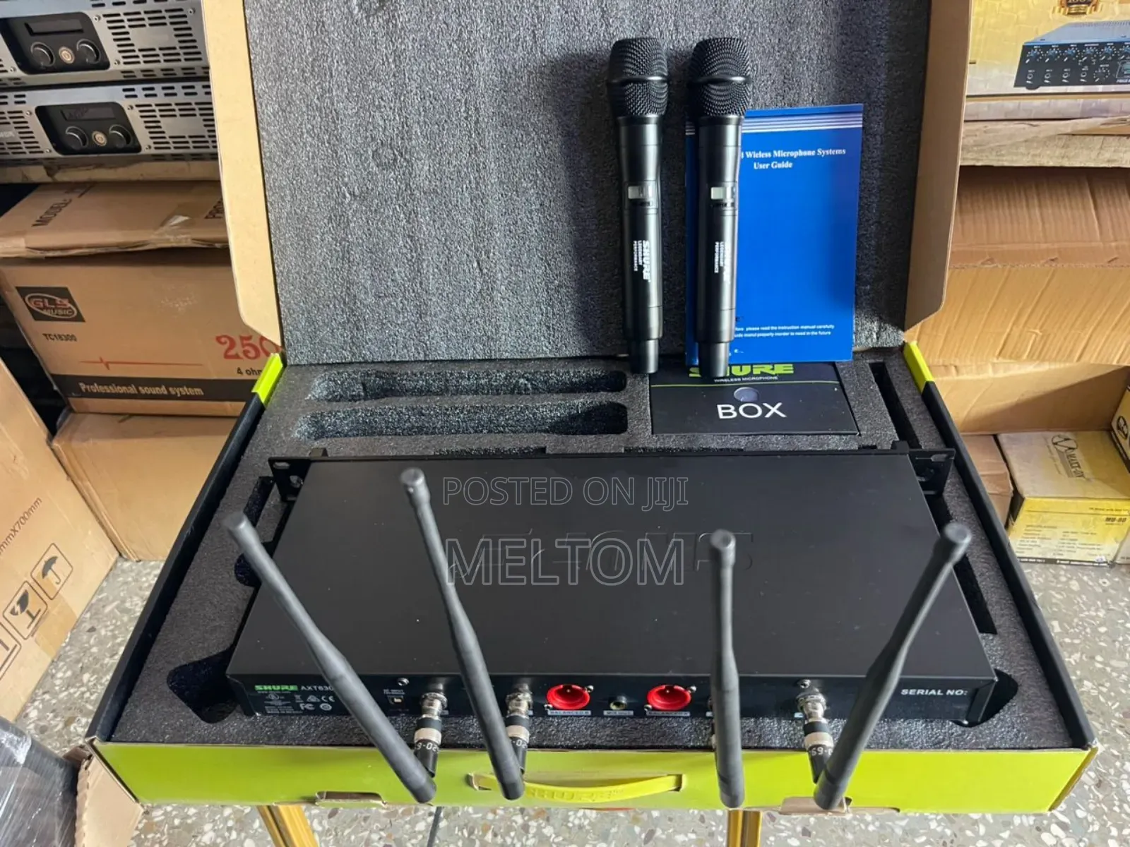 Shure Axt6300 2in1 Wireless Microphone