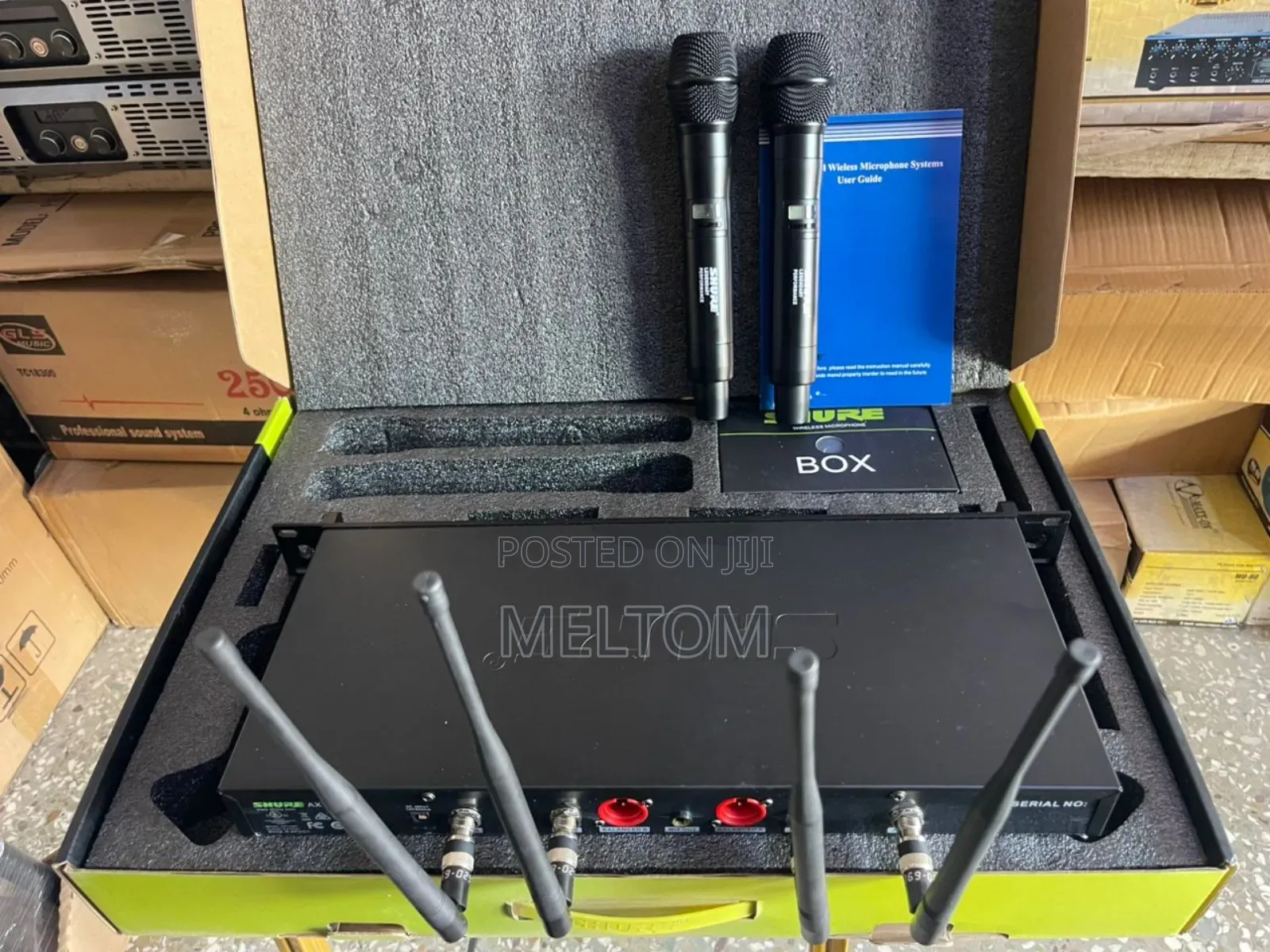 Shure Axt6300 2in1 Wireless Microphone