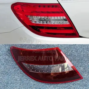 Mercedes Benz W204 Taillight Face Cover 2008-2014