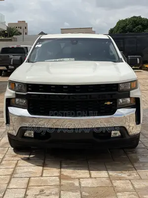 Chevrolet Silverado 2020 White