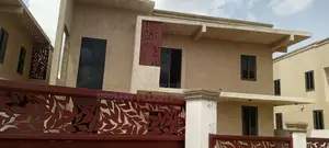 4bdrm House in Accra Homes for sale