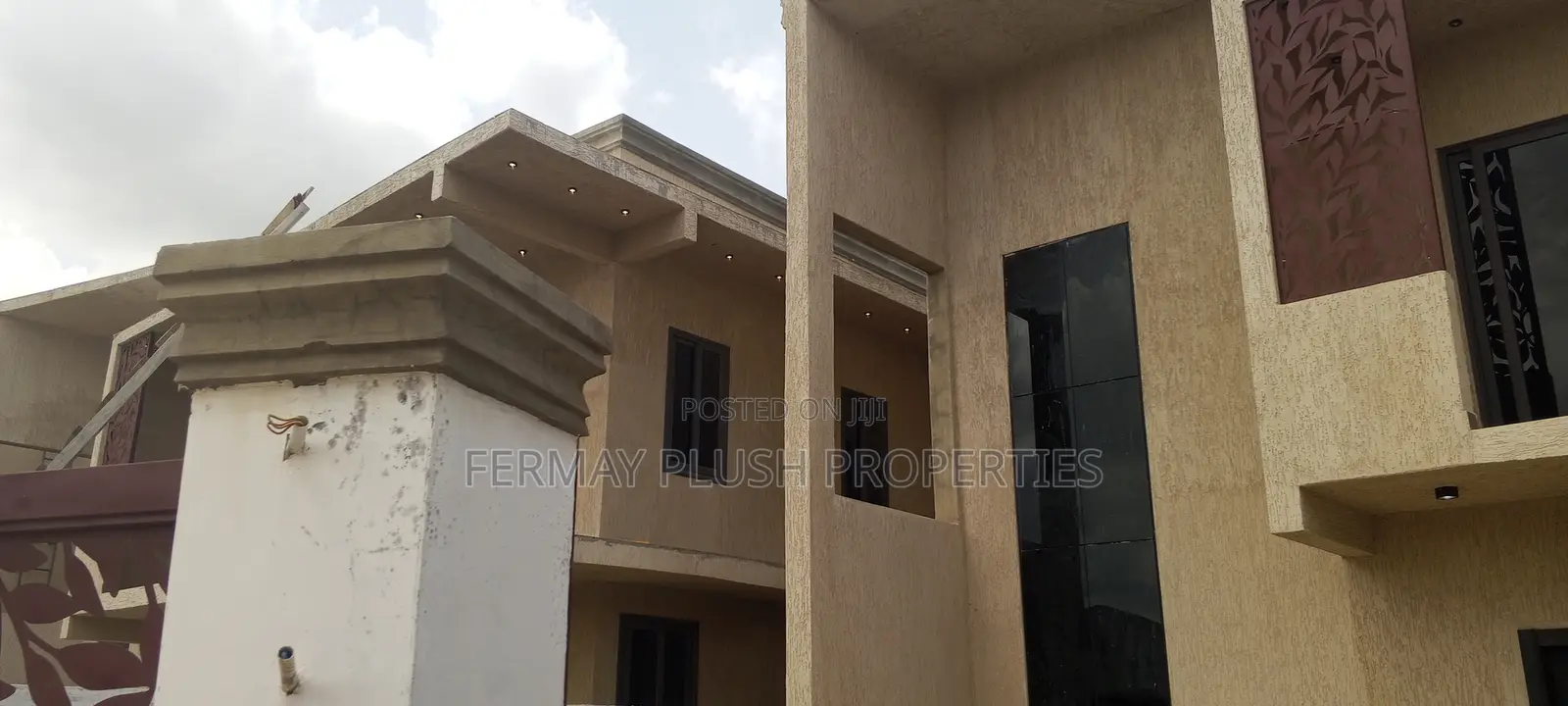 4bdrm House in Accra Homes for sale