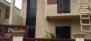 4bdrm House in Accra Homes for sale