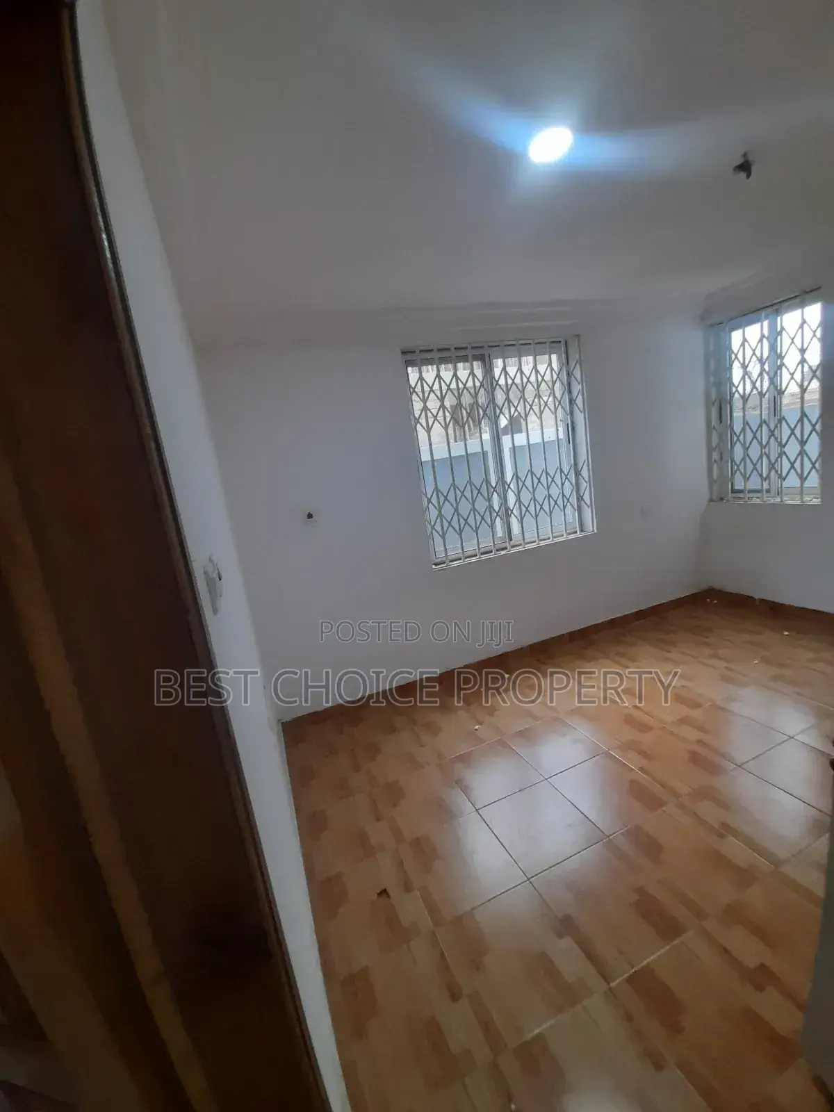 3bdrm Apartment in Obolo Junction, New Legon for rent