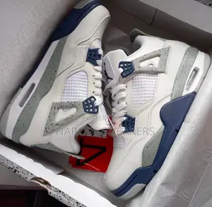 Jordan Retro 4