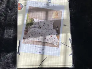King Size 2 Bedsheet With 4 Pillow Case - 00116