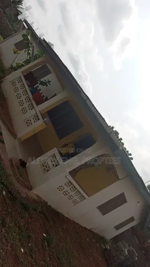 3bdrm House in Amanfro, Oyarifa for rent