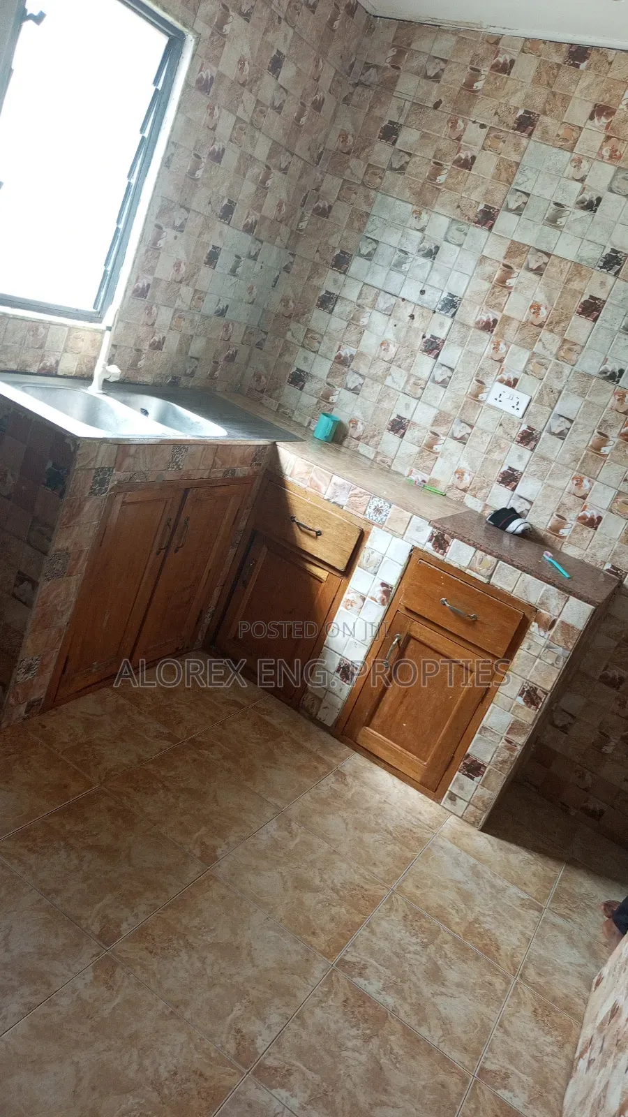 3bdrm House in Amanfro, Oyarifa for rent