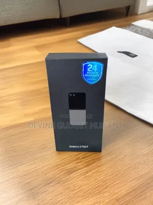 New Samsung Galaxy Z Flip 5 256 GB Rose Gold