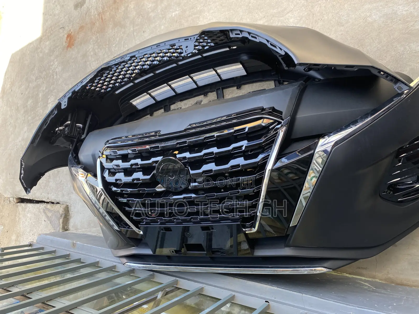 Complete Nissan Kicks Front Bumper 2021