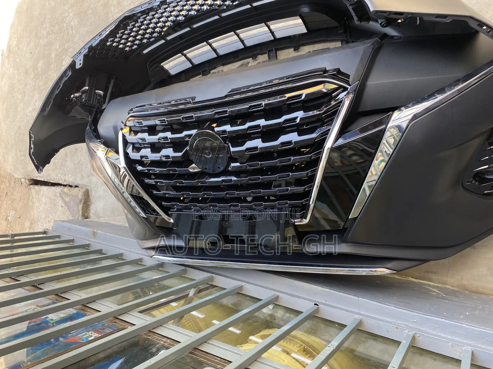 Complete Nissan Kicks Front Bumper 2021