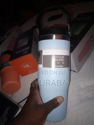 Vacuum Flask With Handle