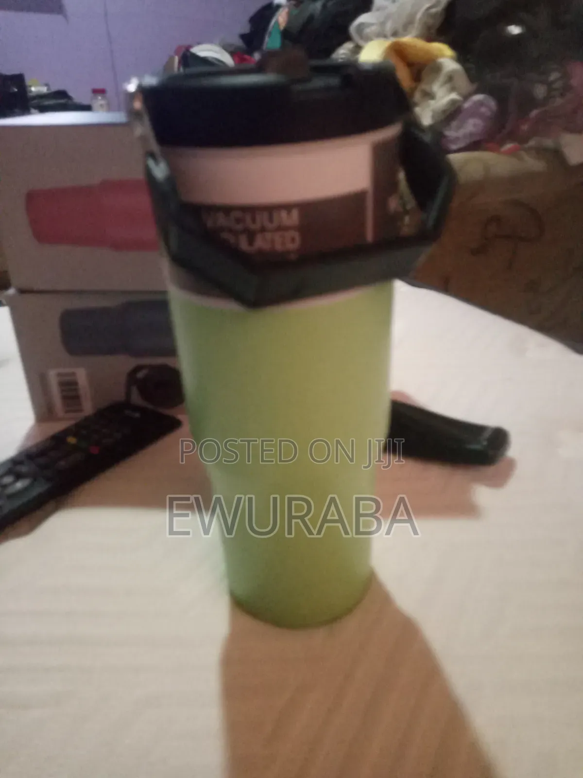 Vacuum Flask With Handle