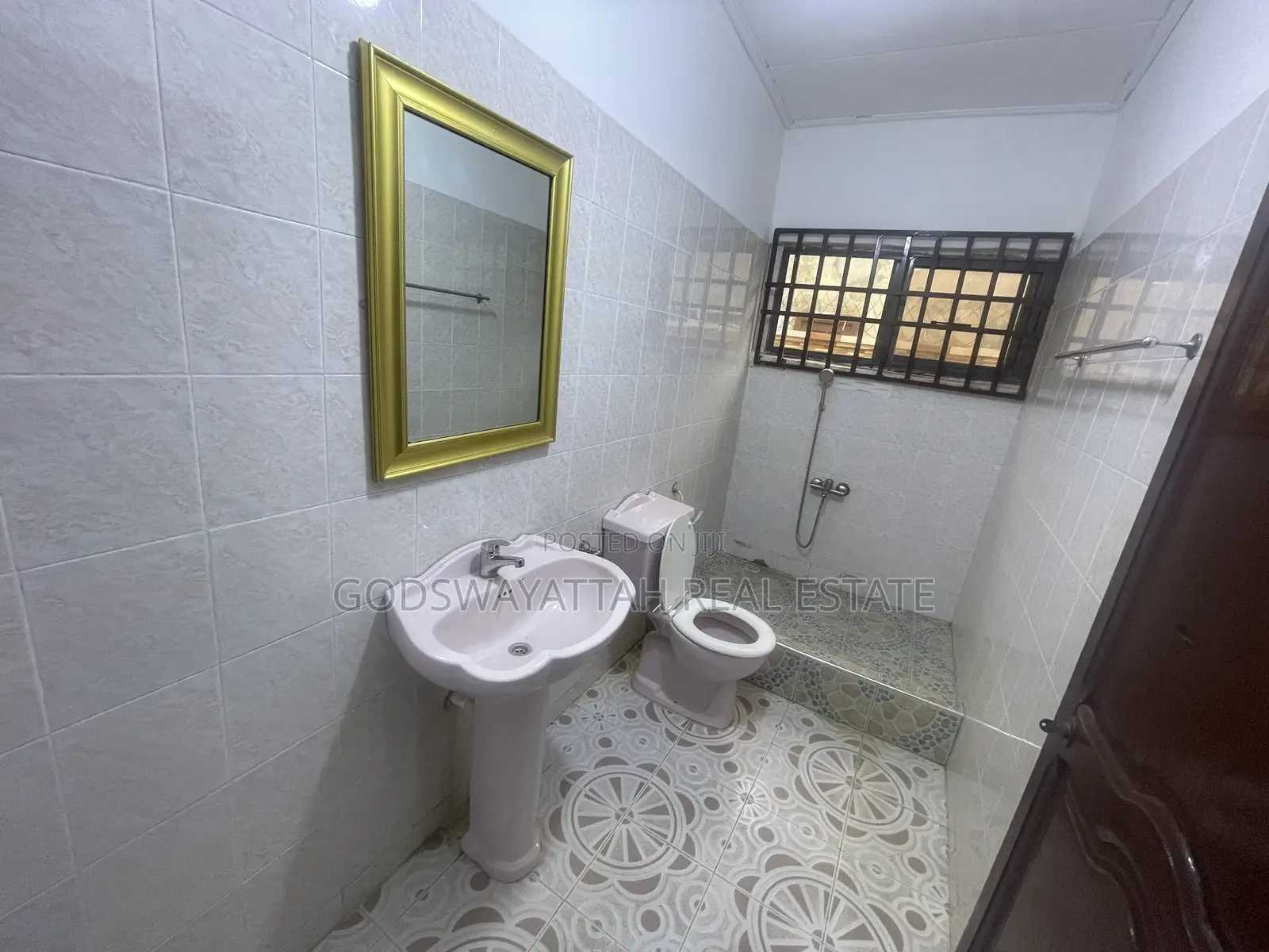 2bdrm Apartment in East Legon, Adjiriganor for rent