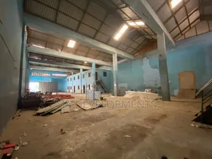 700 Square Meter Warehouse With Offices for Rent Achimota