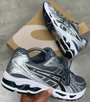 Asics. Old SCH and New Sch.