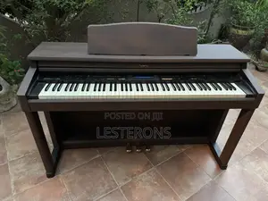 Roland Kr-570 Digital Intelligent Piano
