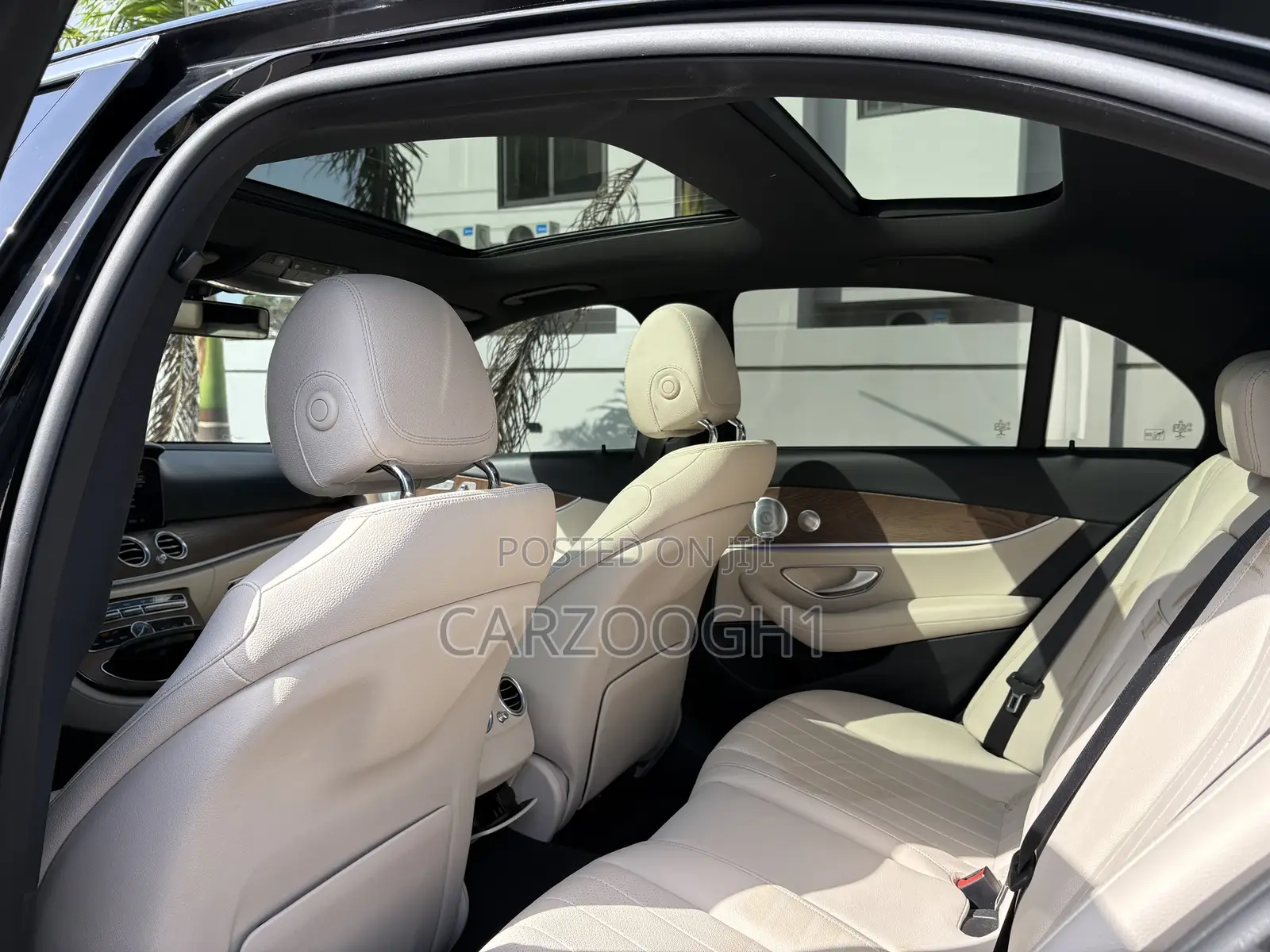 Mercedes-Benz E350 2020 Black