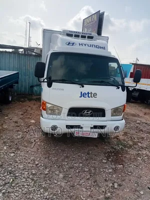 Hyundai Mighty Ii Container Freezer Truck for Sale
