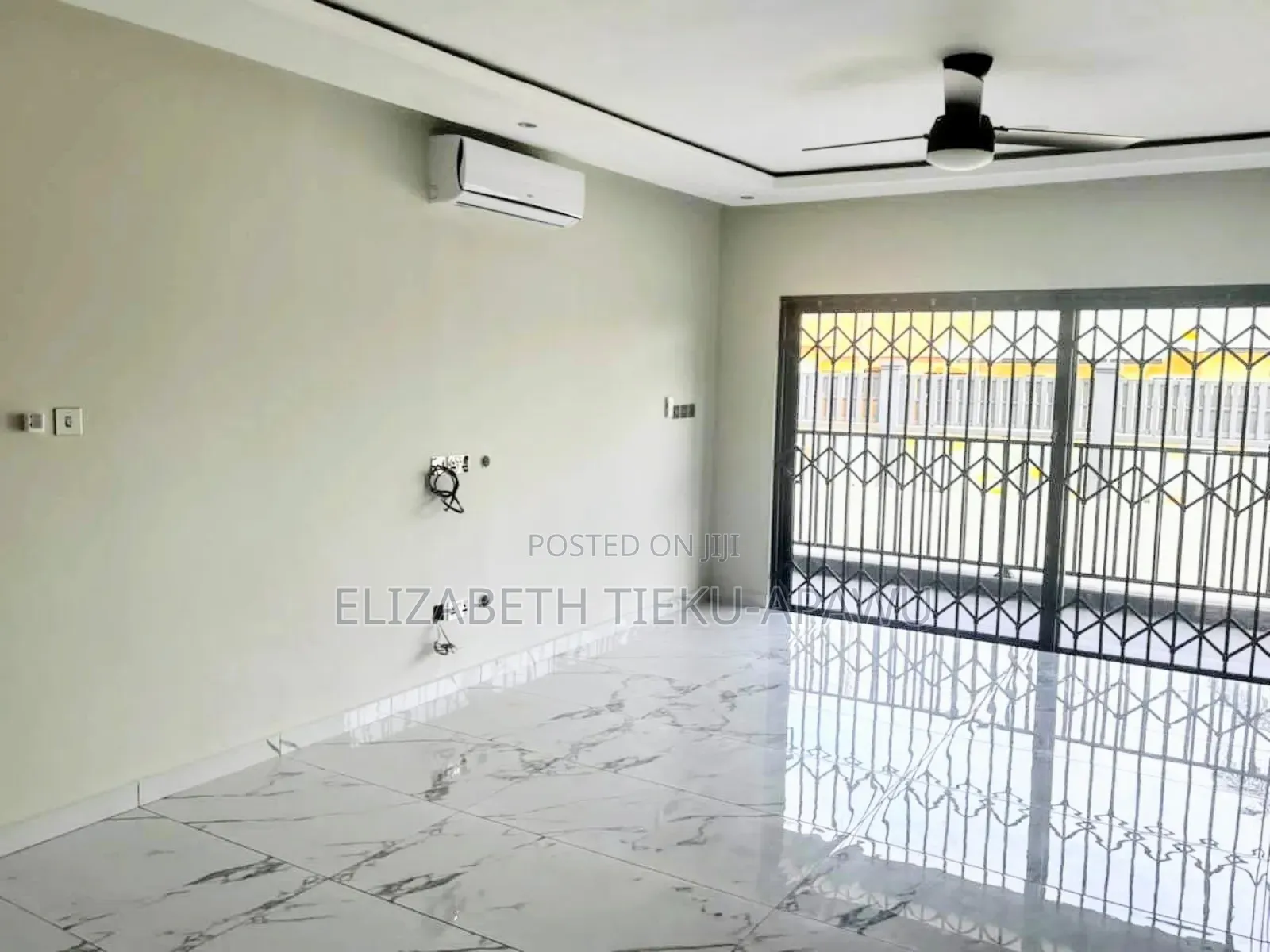 2bdrm Apartment in Hfc Estates, Baatsona Total for rent