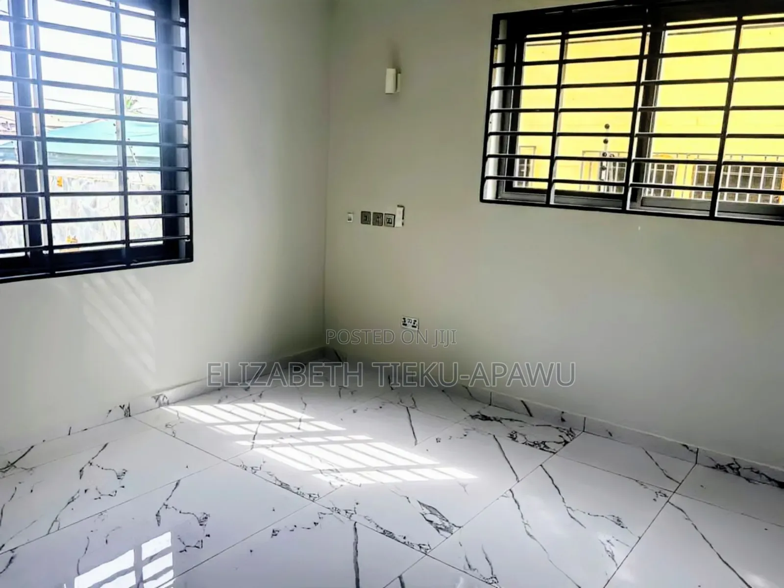 2bdrm Apartment in Hfc Estates, Baatsona Total for rent