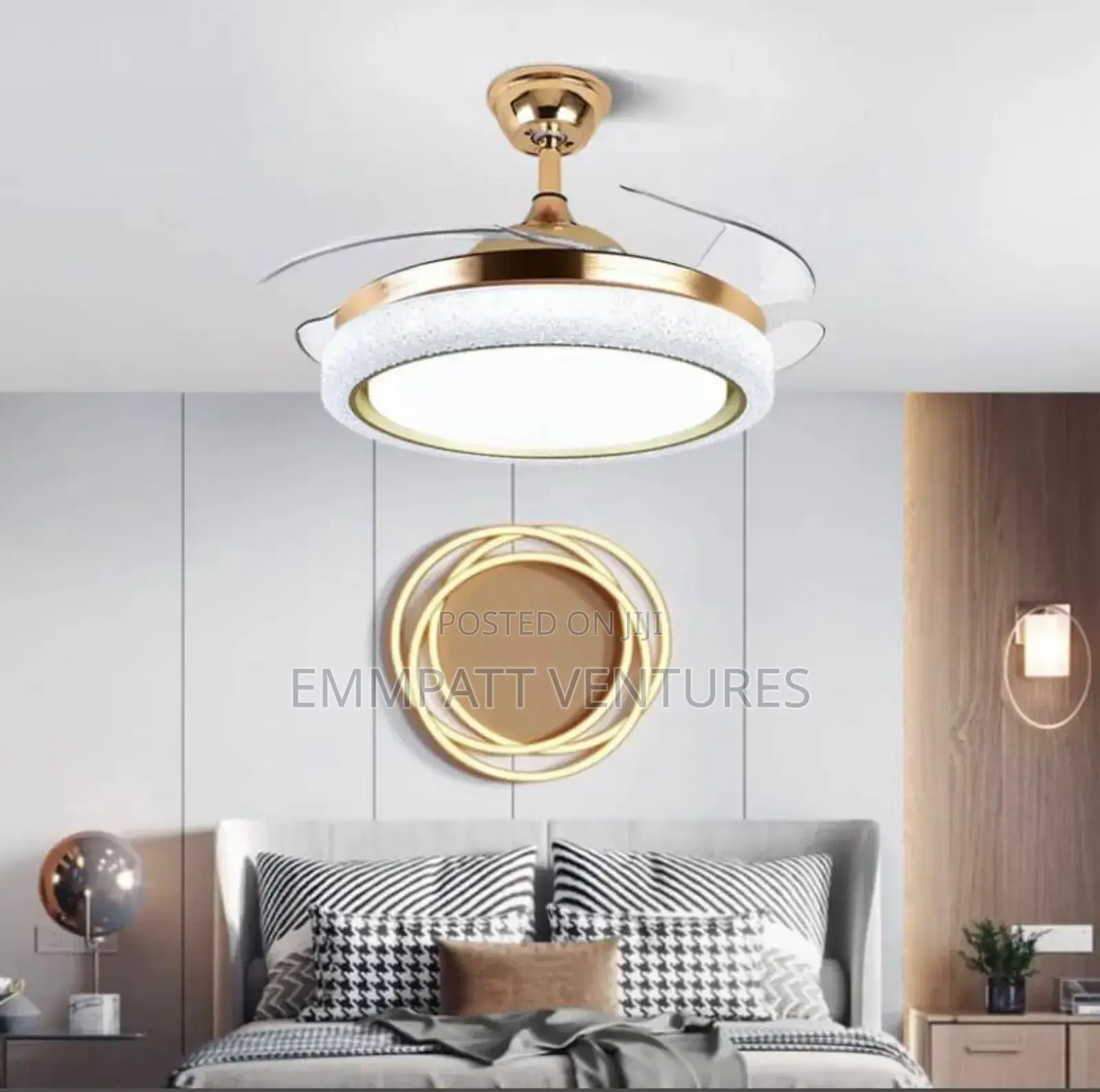 Luxurious Ceiling Fan With Light