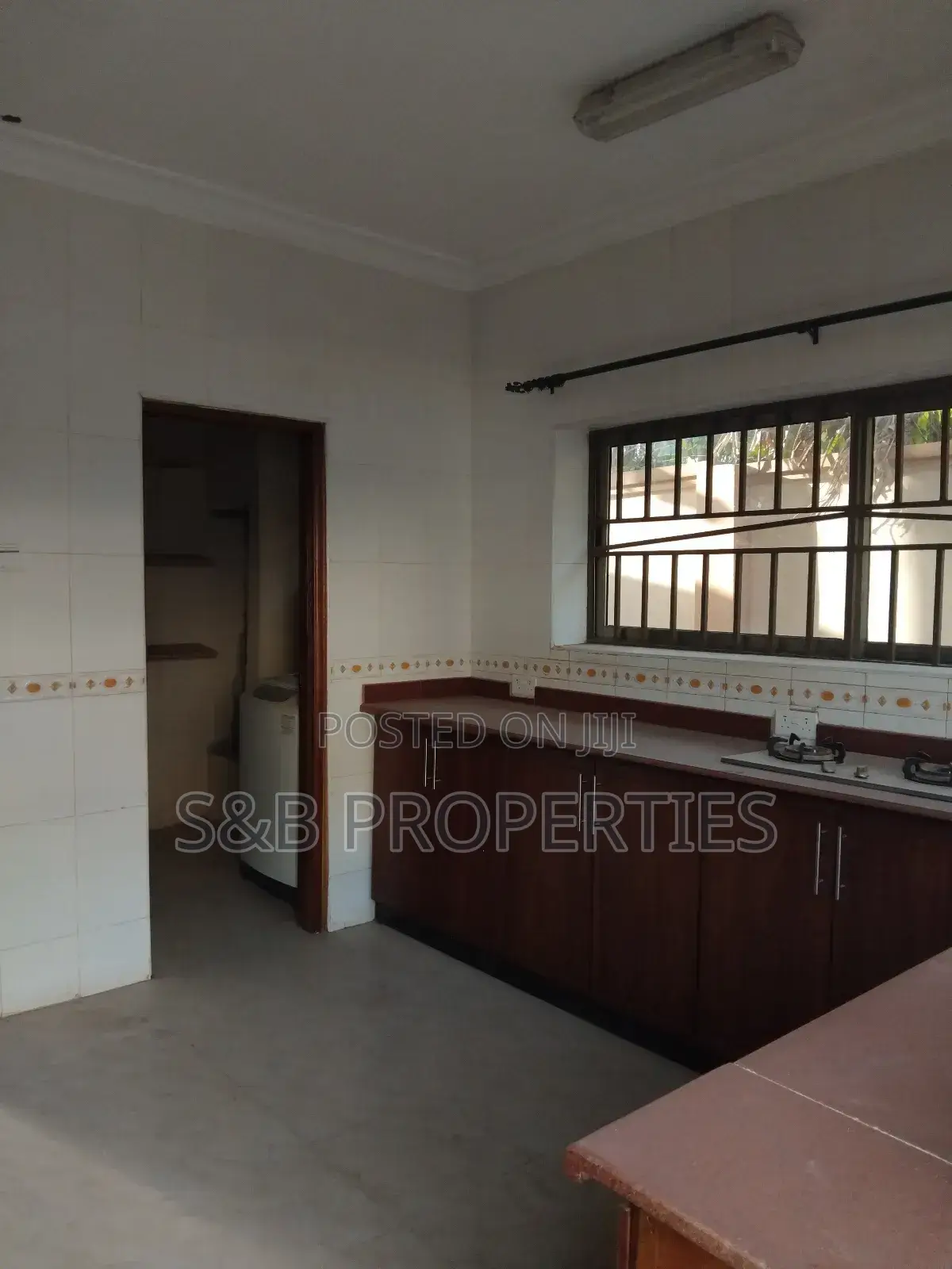 4bdrm House in Ashomang Estate for rent