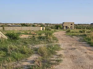 New Satisfied Lands at Prampram Beach Lane