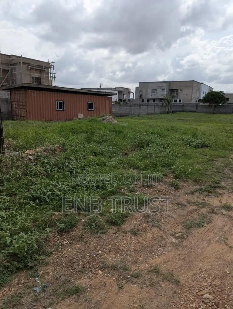 4 Bedrms on 5 Plots of Land for Sale at East Legon Hills