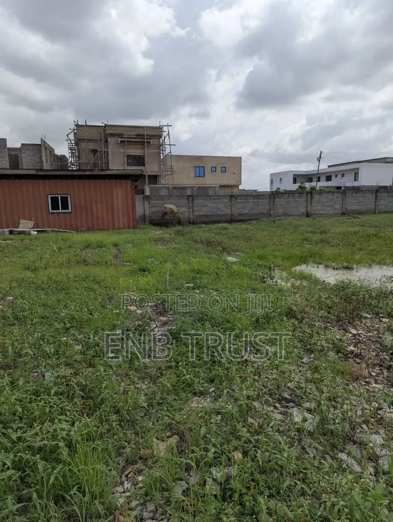 4 Bedrms on 5 Plots of Land for Sale at East Legon Hills