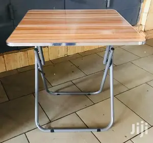 Foldable Table