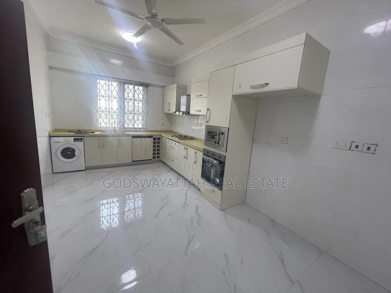 3bdrm Apartment in East Legon, Adjiriganor for rent