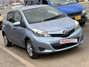 Toyota Vitz 2013 Blue