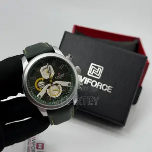 Naviforce Chronograph Leather Watch || Green