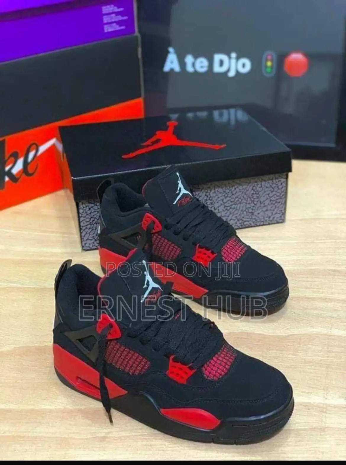 Air Jordan 4