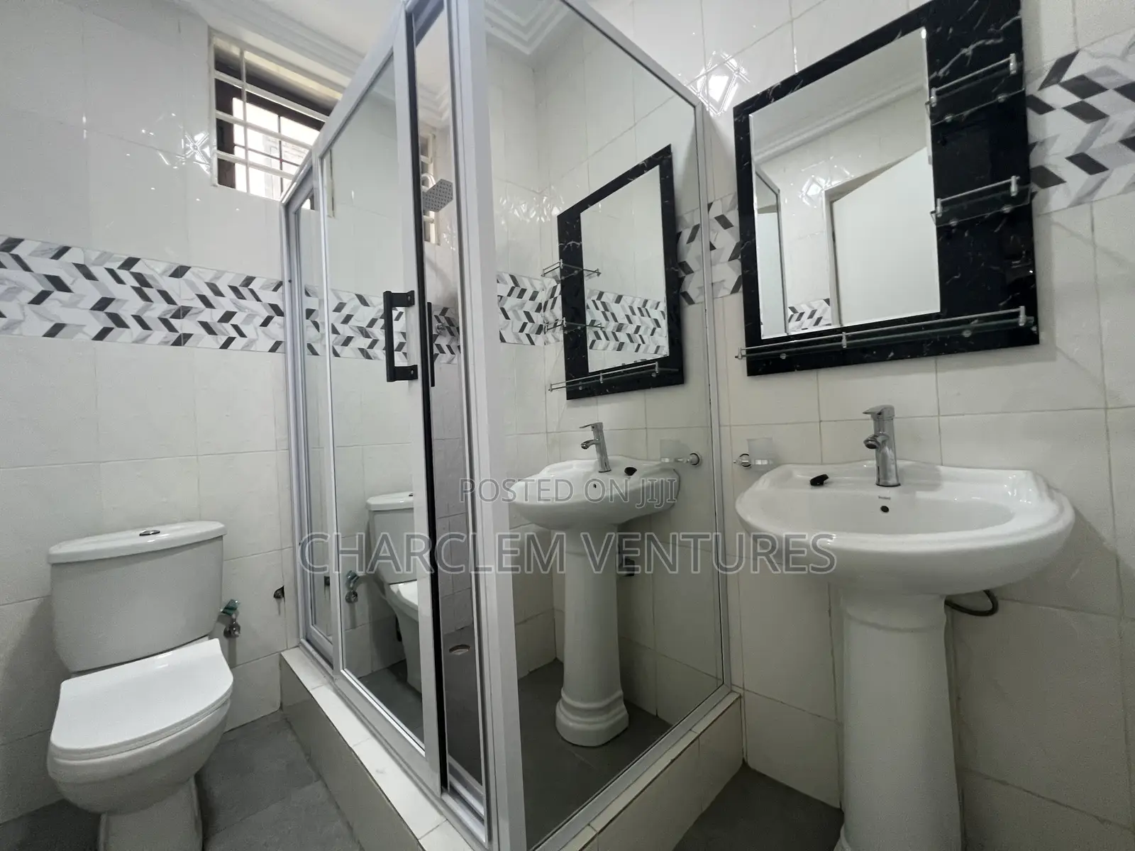 5bdrm House in Charclem Ventures, Adjiriganor for rent