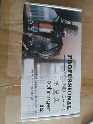 Brand New Studio Sound Card 2i2 Scarlet